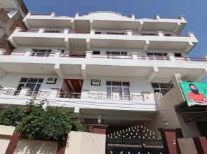 OYO 12842 Hotel Sumit Lodge