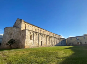 Elegant Three Room Apartment in Porto Torres