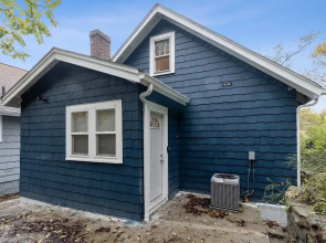 Centrally Located Apt Near Uc, Hospital And Zoo! 1 Bedroom Apts by Redawning
