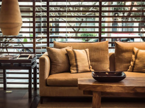 27 Suites Apart Hotel