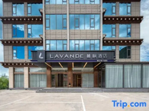 Lavande Hotel (Ganzi Batang Branch, National Highway 318)