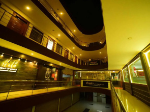 Castle International Premium Hotel