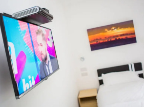 Budget Rooms Crosskeys