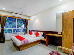 OYO 77491 Hotel Shreenath