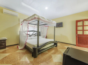 Hotel Adobe