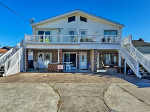 Walk to Beach: Coastal Brigantine Condo w/ Patio!