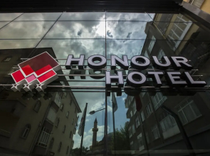 Honour Hotel