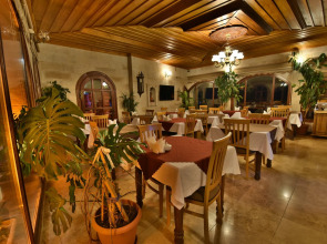 Harman Cave Hotel