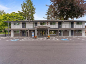 Interurban Suites Hotel, a Dazzler Select by Wyndham