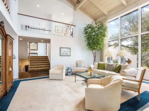Heavenly Carmel Stay for 10!
