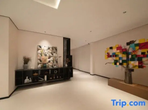 Mountain Echo River View Resort Homestay (Chenzhou Zixing Dongjiang Lake Branch)