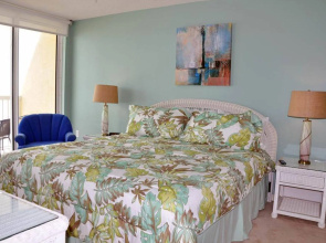 Paradise Pointe by Elliott Beach Rentals