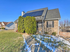 Pet-friendly Clarksville Home w/ Backyard!