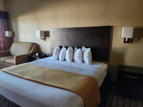 Rodeway Inn & Suites