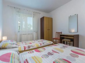 Stunning Home in Porec With Wifi and 2 Bedrooms