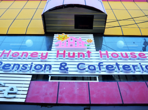 Honey Hunt House