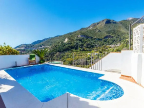 Casa Monte Verde Ojen by Ruralidays