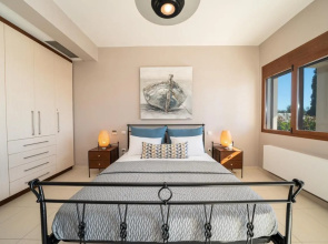 Hidden Luxury Gem Of Kefalonia ~ Villa Karmaniolos