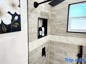 Toria Suites 922