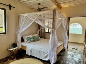Mwazaro Beach Lodge