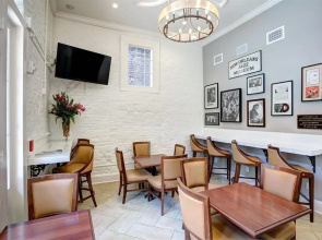 Hotel St. Pierre®, a French Quarter Inns® Hotel