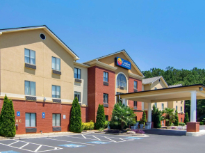 Comfort Inn & Suites