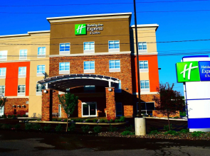 Holiday Inn Express & Suites Ithaca by IHG