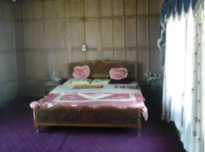 Pamela Houseboat