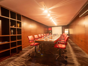 Best Western Plus Khan Hotel