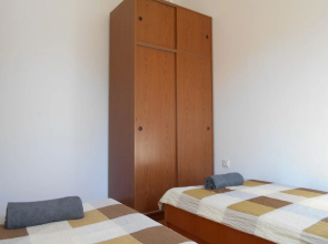 Cosy Apartment "elena" Near Center
