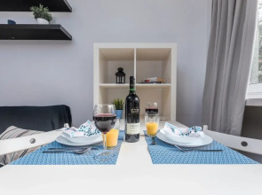 Apartment Warsaw Chmielna 116 by Renters