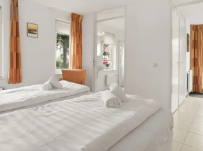Wheelchair-friendly Retreat