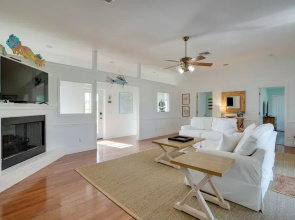 Bokeelia Island Oasis: Waterfront, Private Dock!