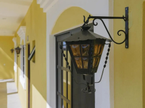 Gallo Azul, Downtown Loft Style Apartment