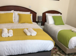 Pearl and Pebbles Hotel