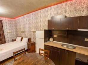 Simona Guest House
