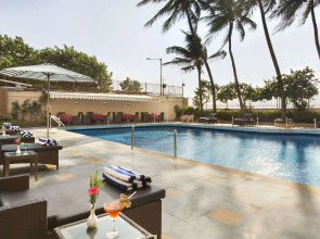 Ramada Plaza by Wyndham Palm Grove