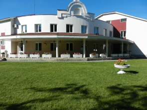 Health Resort Nadezhda - Hostel