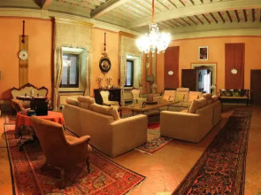 Villa La Torre De Medici