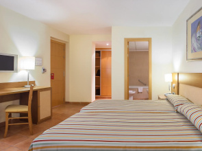 Отель RH Casablanca & Suites