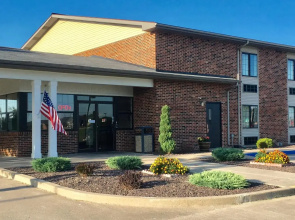 Americas Best Value Inn - Monroe City