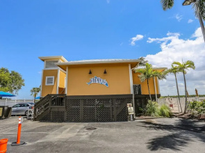 Lovers Key Resort 1108