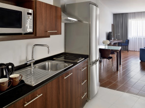 Movenpick Hotel Apartments Al Mamzar Dubai