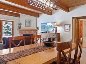 Riverside Condos A02 by AvantStay Condo Close To Downtown Town Park Ski Lift 8