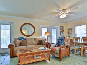 Tradewinds Beach Resort
