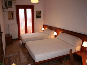 Eye Q Resort