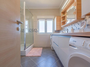Amazing Apartment in Zadar With Wifi and 2 Bedrooms