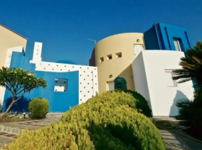 Reina XIV Beach House