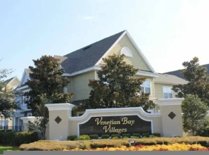 Charming Townhouse Near Disney