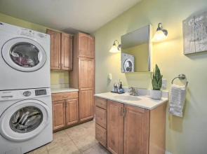 Quiet Oneonta Home - Walk to Historic Dtwn!